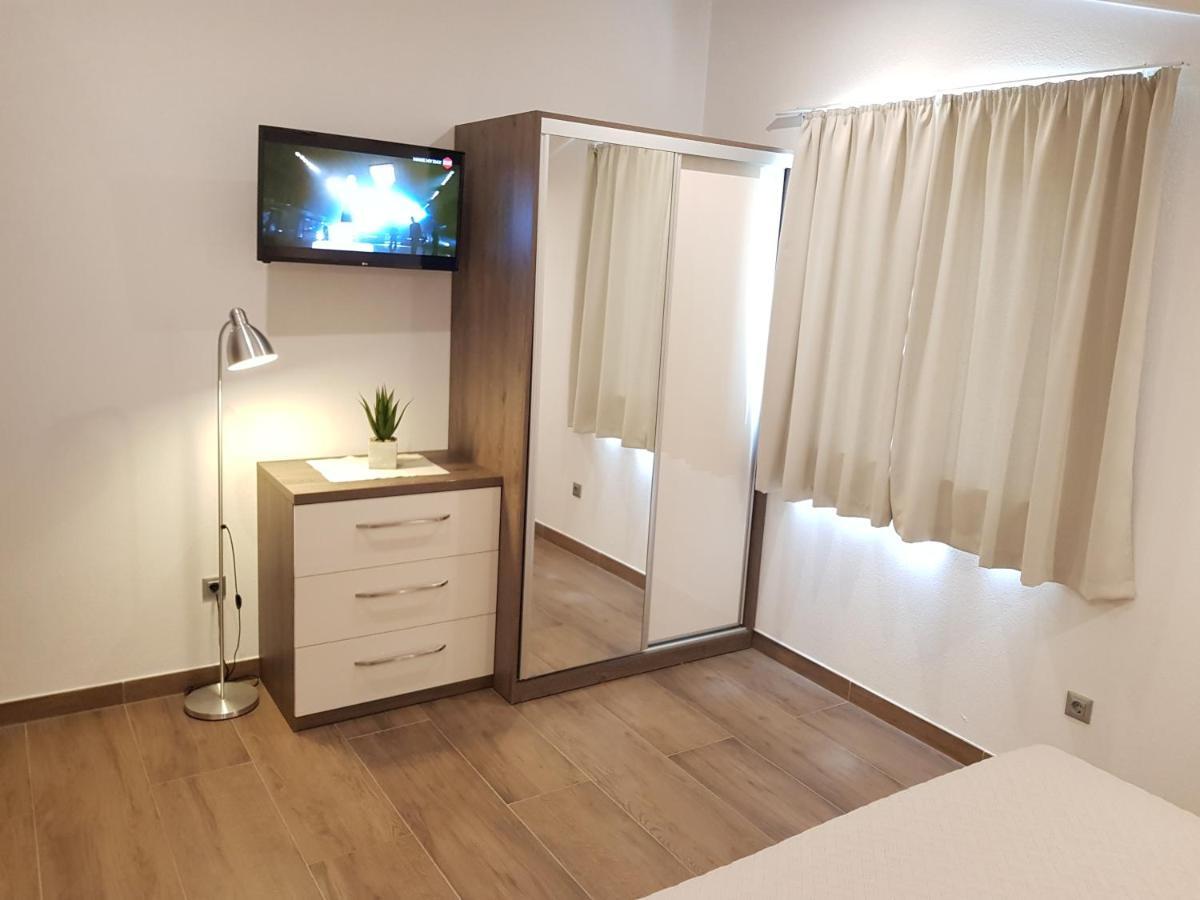 Apartments Huljic フヴァル エクステリア 写真