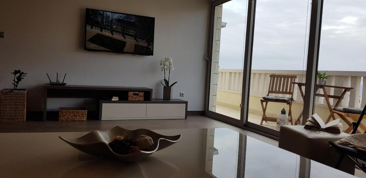 Apartments Huljic フヴァル エクステリア 写真